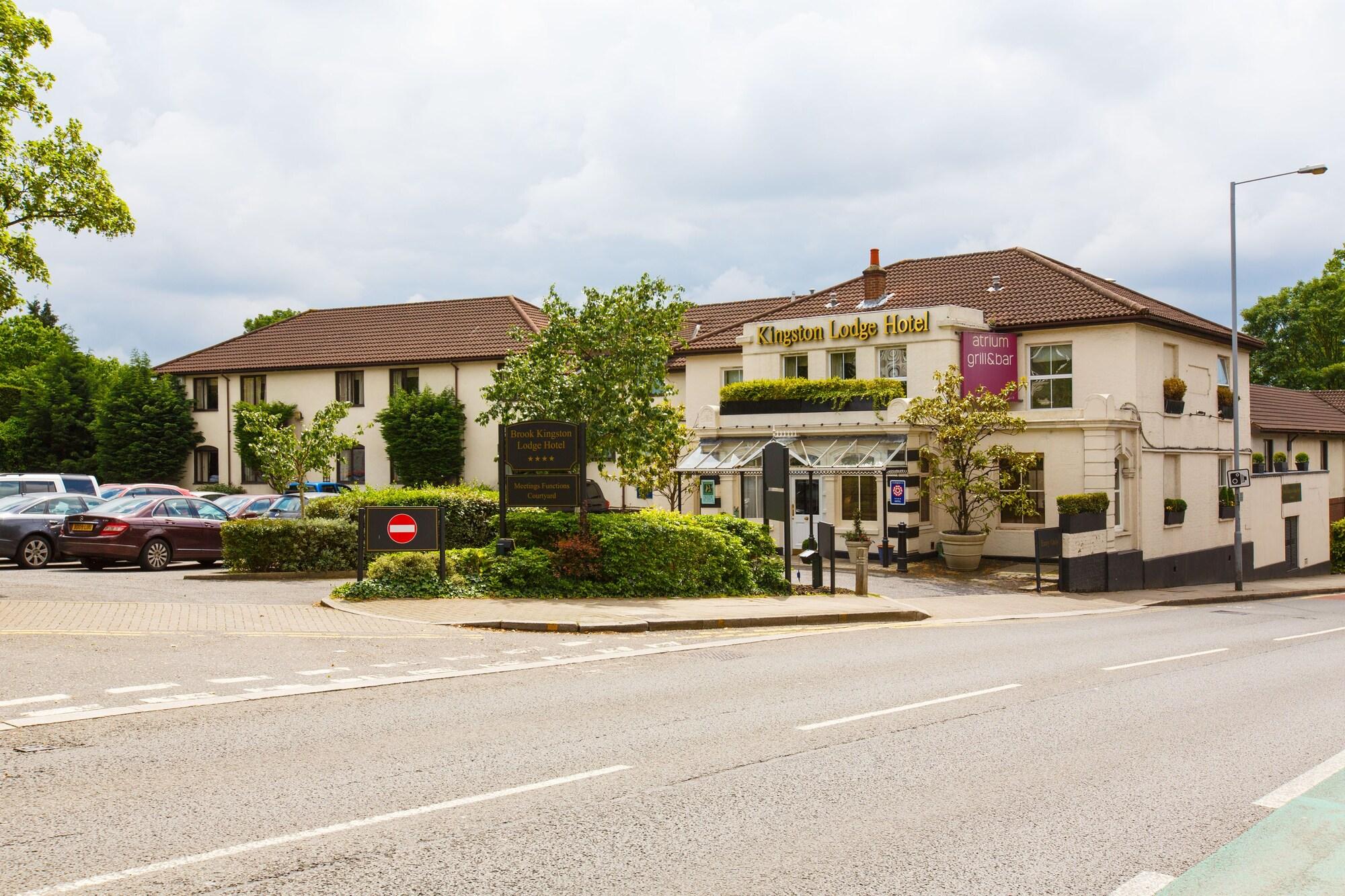 Kingston Lodge Hotel Kingston upon Thames  Exterior photo